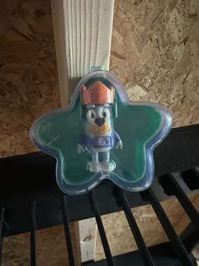Bluey Holiday Star Toy Ornament Figure with Crown